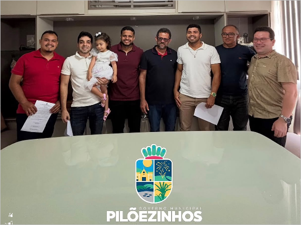 Prefeitura de Pilõezinhos dá posse a novos servidores aprovados em Concurso Público Municipal